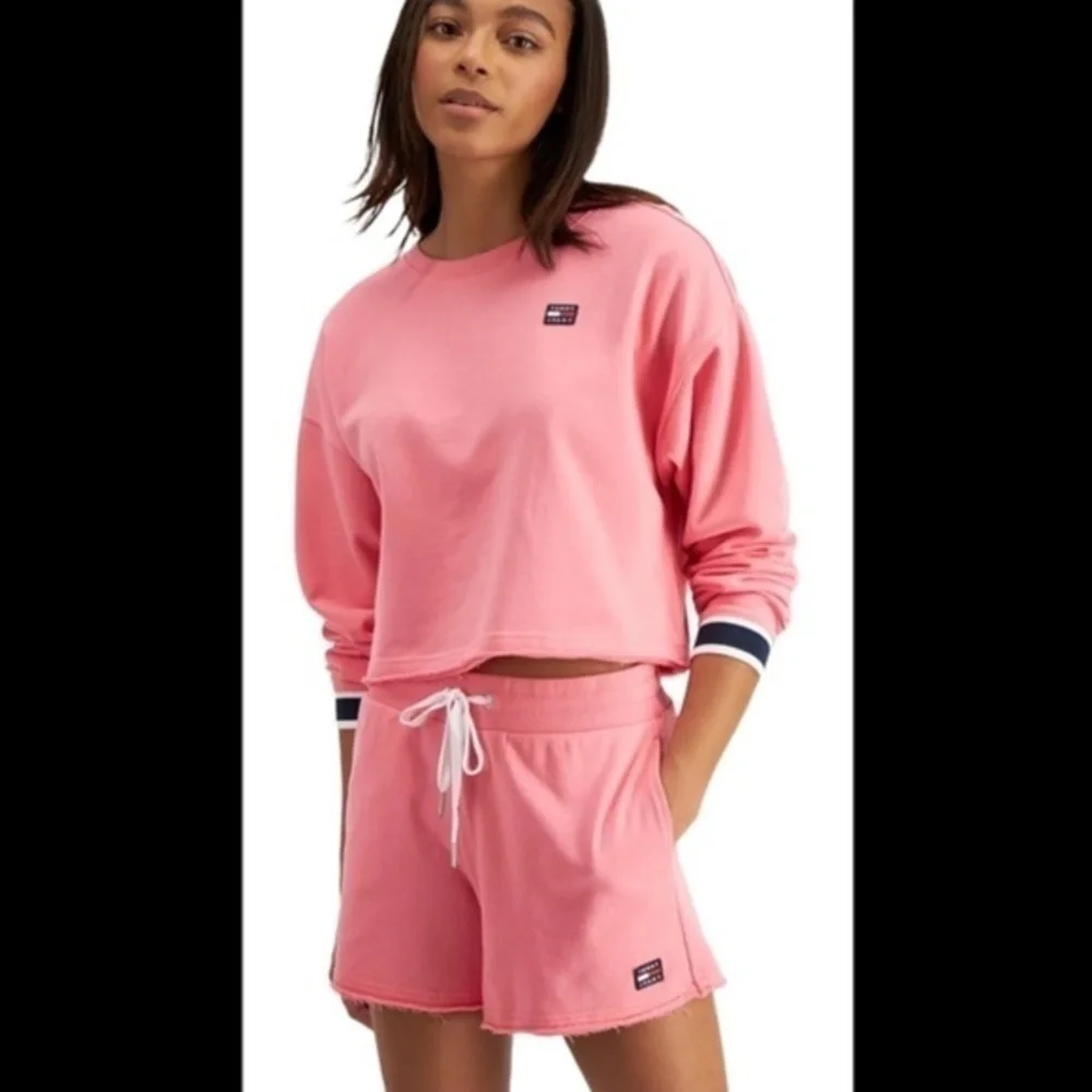 TOMMY JEANS NWT Pink Badge/Logo Knit Drawstring Waist Shorts w/Pockets/LG